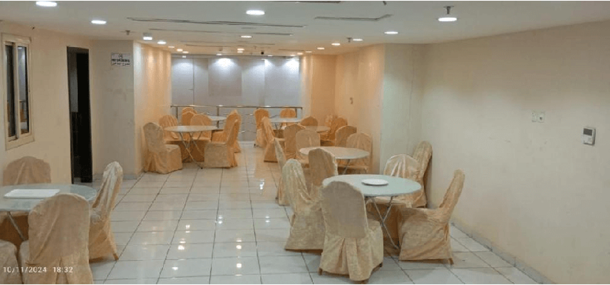 Al Olayan Silver Hotel. image